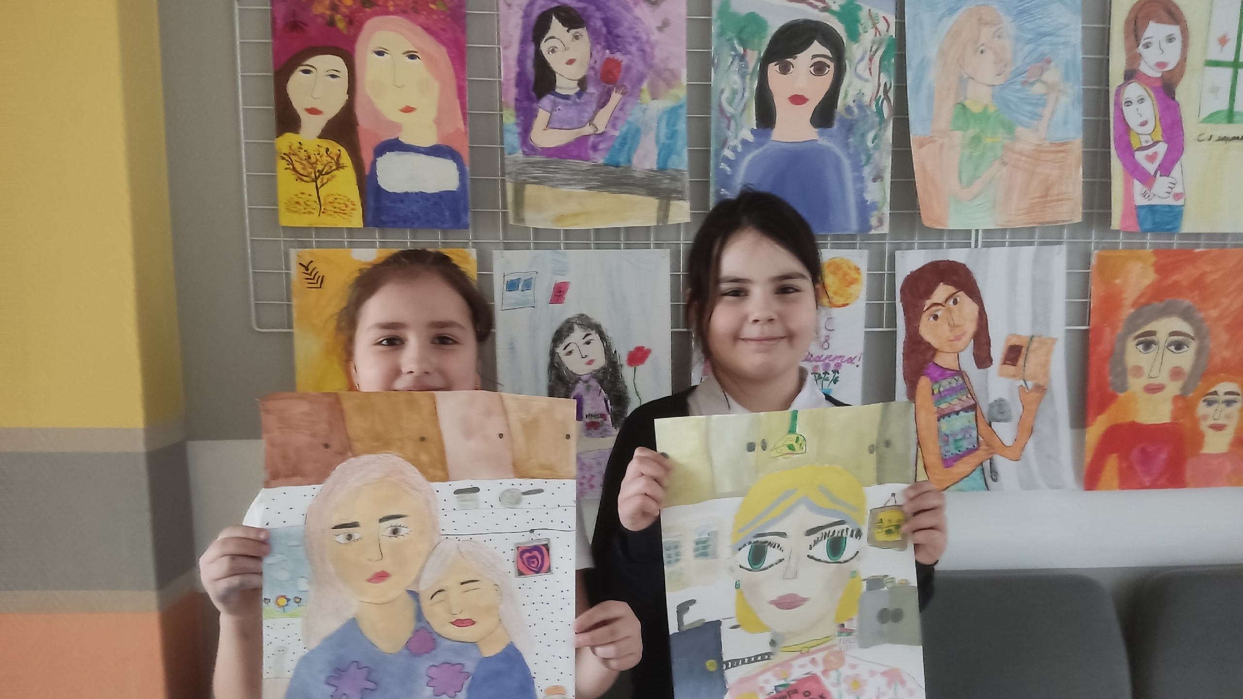 Экспозиции творческих работ обучающихся