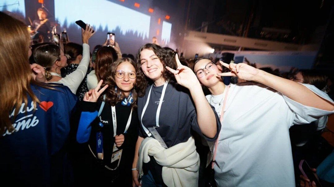 Гимназистка покорила федеральный форум «Утро» в Тюмени!